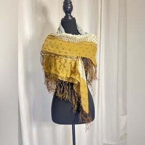 Elegant Gold and White Women's Wrap